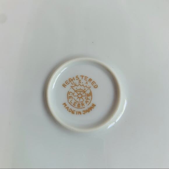 Vintage Registered USA Celebrate Floral Porcelain Snack Plate Clam Shaped - Picture 2 of 3